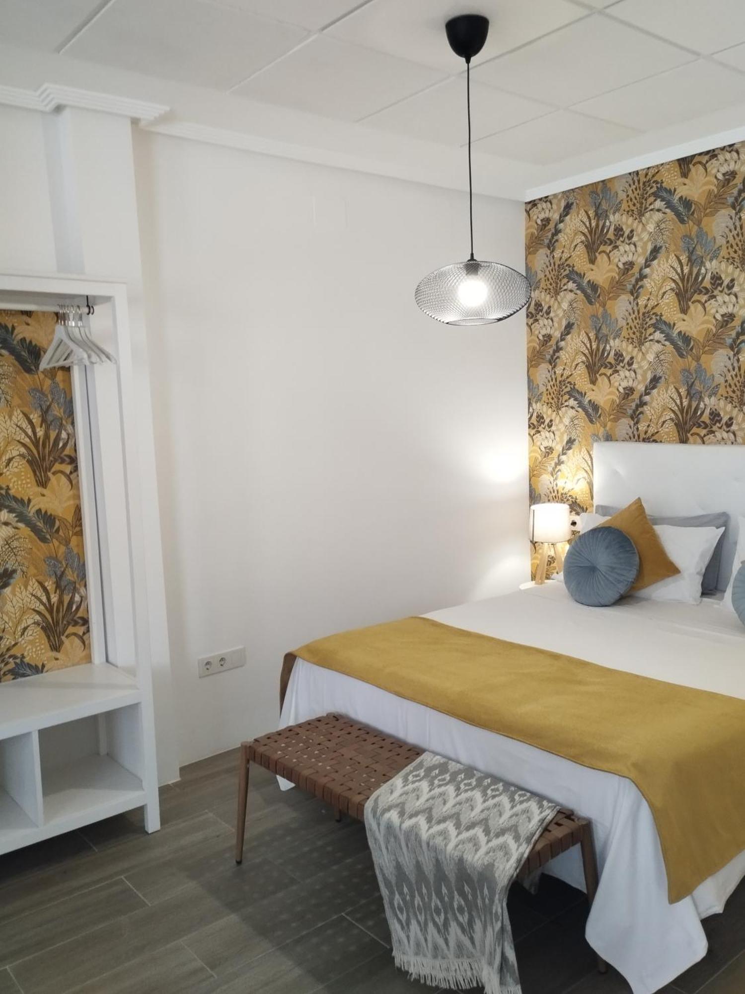 Loft Apartamento Sevilla 16 อาลิกันเต ภายนอก รูปภาพ